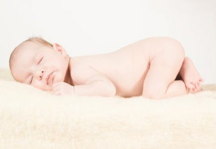 baby-oils-for-massage-wonderparenting