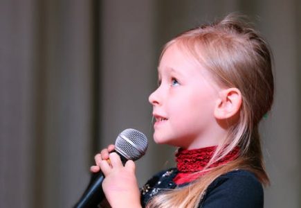 hindi-songs-for-kids-wonderparenting
