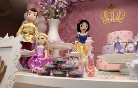 girl-birthday-cake-ideas-wonderparenting