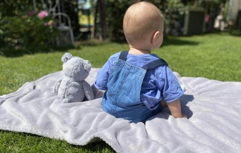 keep-children-safe-in-your-yard-wonderparenting