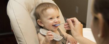 toddler's-mealtime-tips-wonderparenting