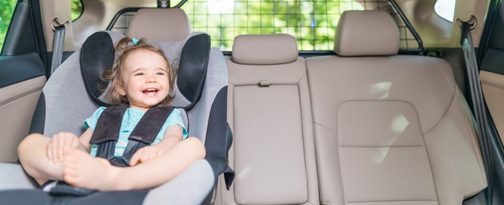 3-car-seats-in-a-row-wonderparenting