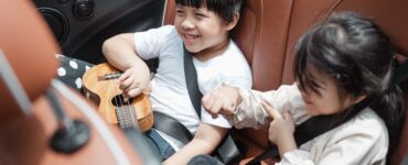 3-car-seats-in-a-row-wonderparenting