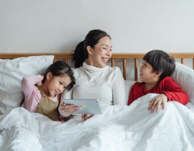 digital-age-parenting-top-apps-and-tools-wonderparenting