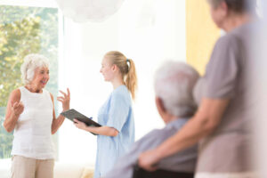 retirement-communities-for-single-seniors-wonderparenting