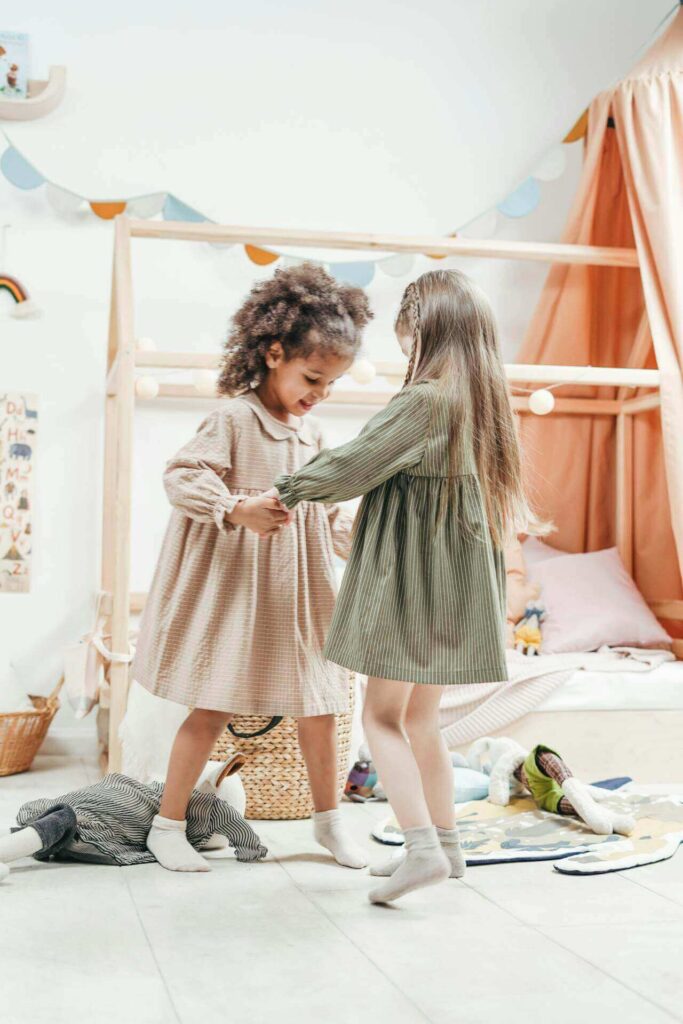 childs-play-imagination-indoors-outdoors-wonderparenting
