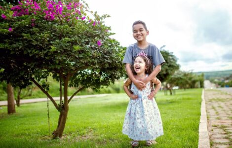 sibling-rivalry-causes-tips-wonderparenting