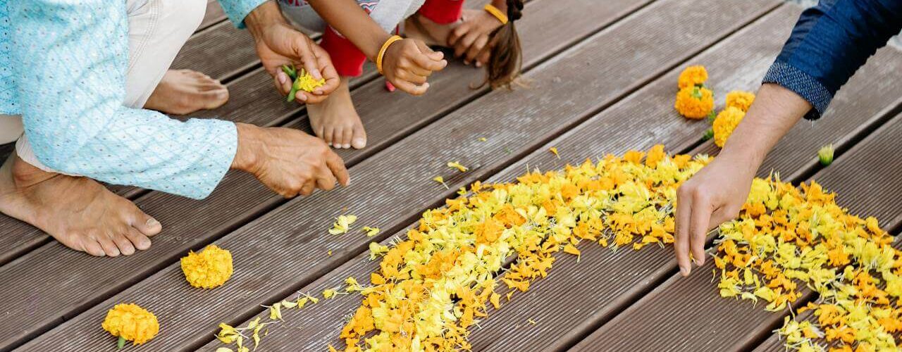how-to-teach-kids-about-god-wonderparenting