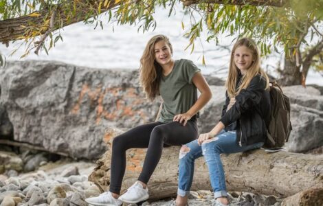 teen-screen-addiction-causes-effects-solution-parents-wonderparenting