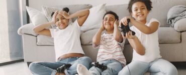 root-cause-of-sibling-rivalry-solutions-wonderparenting