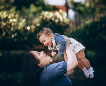 how-to-deal-with-mom-burnout-wonderparenting