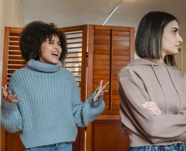 why-is-my-teenager-always-angry-how-to-actually-help-wonderparenting