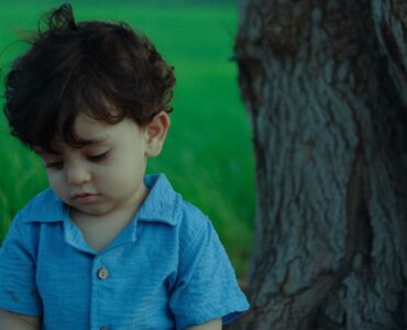 how-to-handle-toddler-tantrums-without-losing-your-cool-wonderparenting